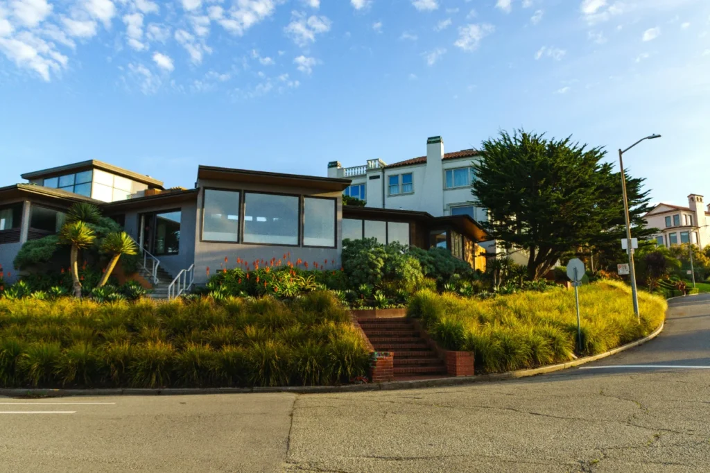 Ekologia w ogrodzie – Jak wpływa na nowoczesne style?